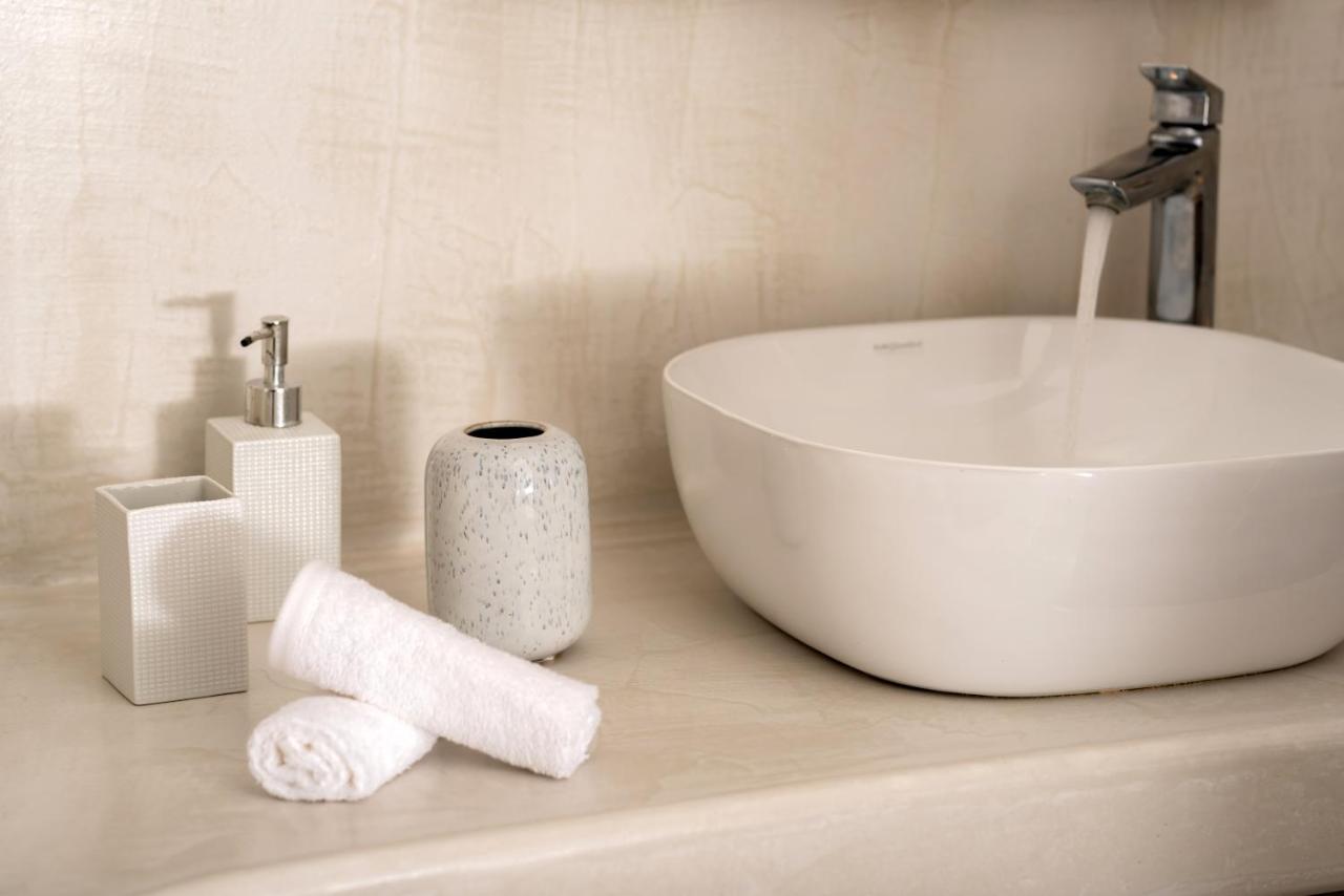 Akrotírion White Curves Santorini Bed & Breakfast エクステリア 写真